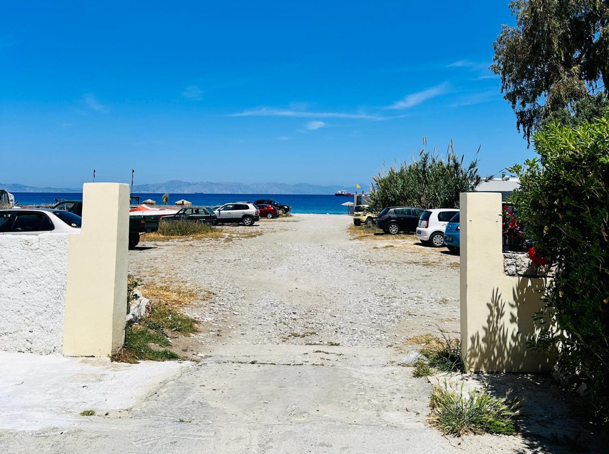 Seaside Deluxe Apartment إياليسوس المظهر الخارجي الصورة